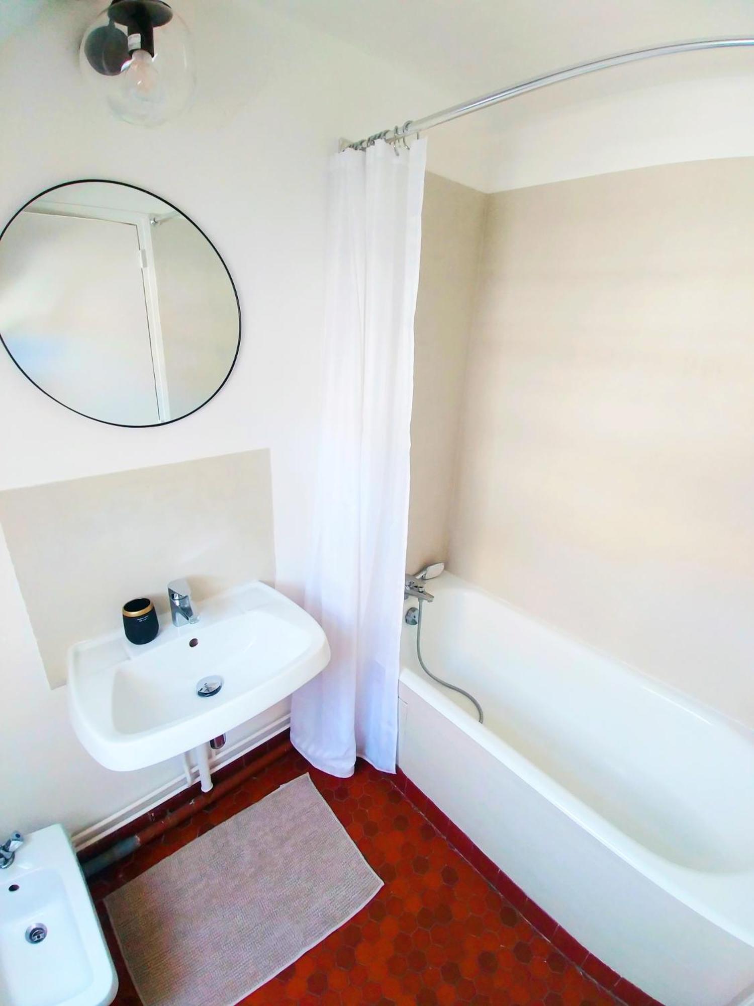 Best Of Chartres One Bedroom City Center And View On The Cathedral ภายนอก รูปภาพ