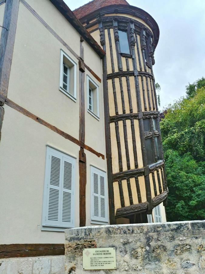 Best Of Chartres One Bedroom City Center And View On The Cathedral ภายนอก รูปภาพ